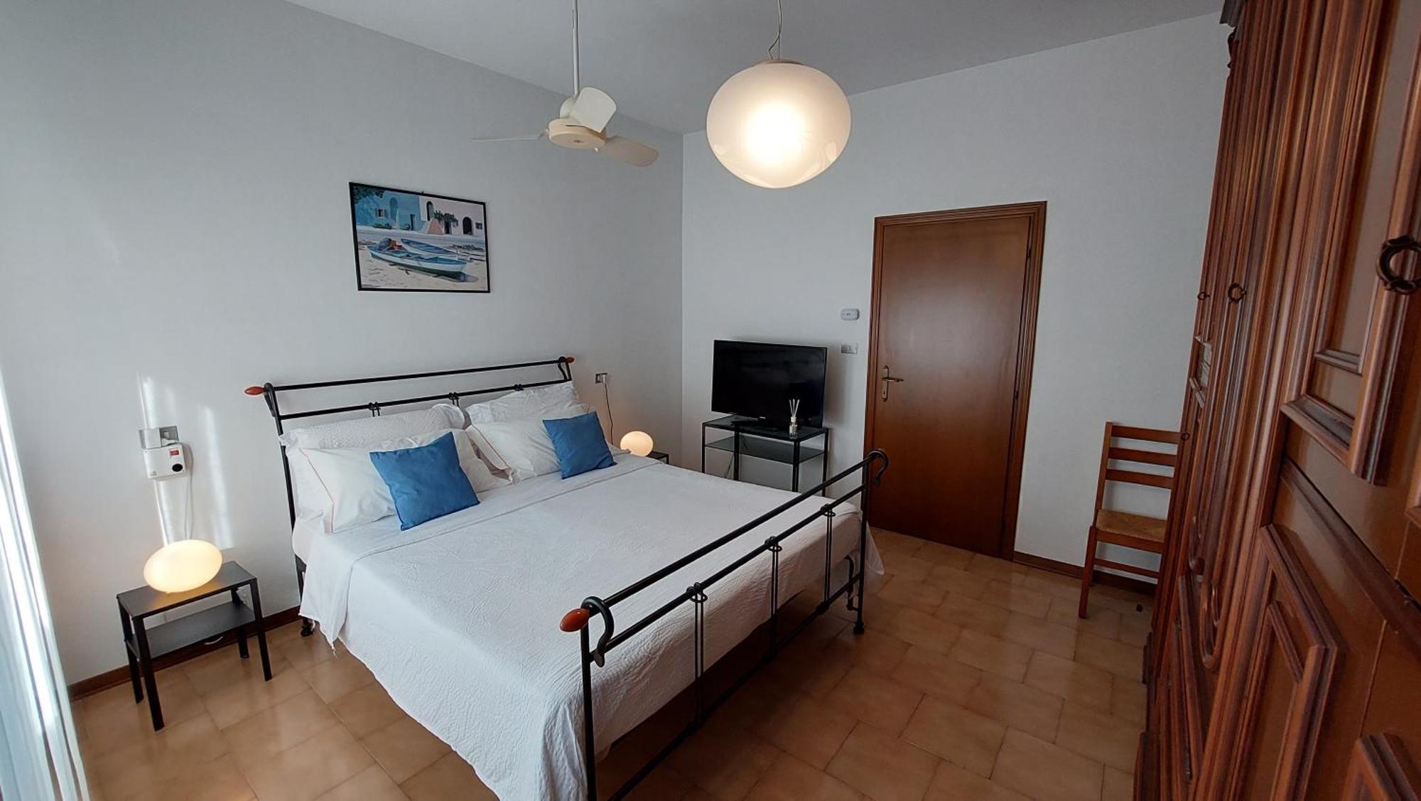 Antonia'S Guest House Rimini Esterno foto